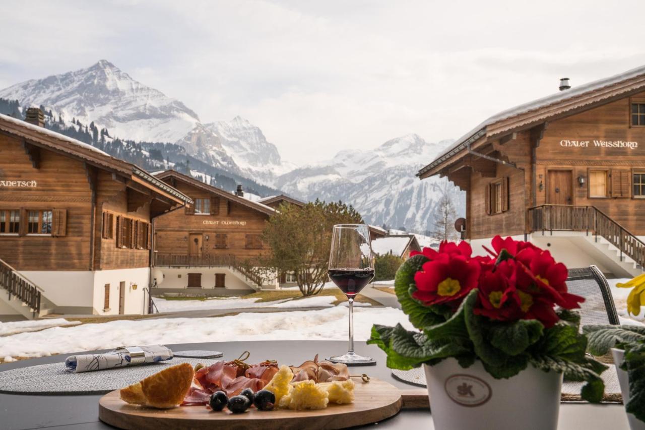 Chalet Spitzhorn - Your Peak Getaway - Private Terrasse & Gratis Parkplatz Gsteig Exteriör bild